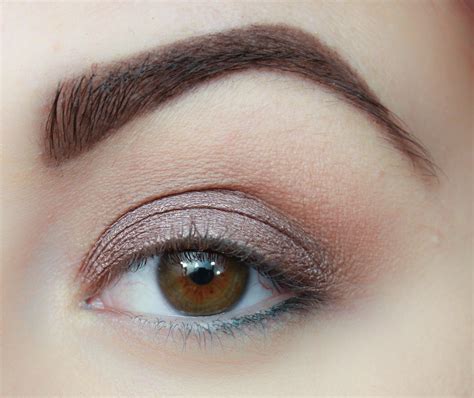 taupe brown eyeshadow